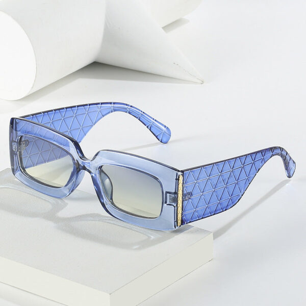 O1CN01mXO7vO1f1JePdHCOt__2212082493946-0-cib Wholesale PC Big Frame Thick Legs Sunglasses