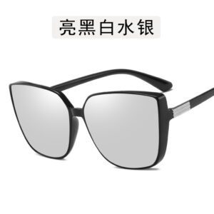 5220-16-168 / Bright black and white Mercury