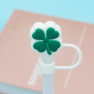 Silicone White green leaf 8mm / Bagged without straw