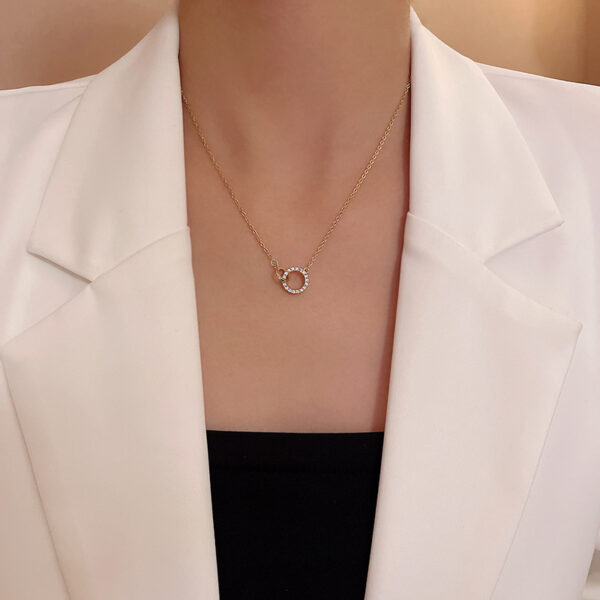 O1CN01nXFKDM1KWMXi2ghdZ_2200615971171-0-cib Wholesale Titanium Steel Circle Geometric Necklace