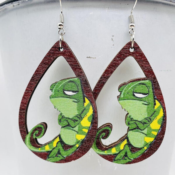 Wholesale Wooden Cartoon Frog Earrings
