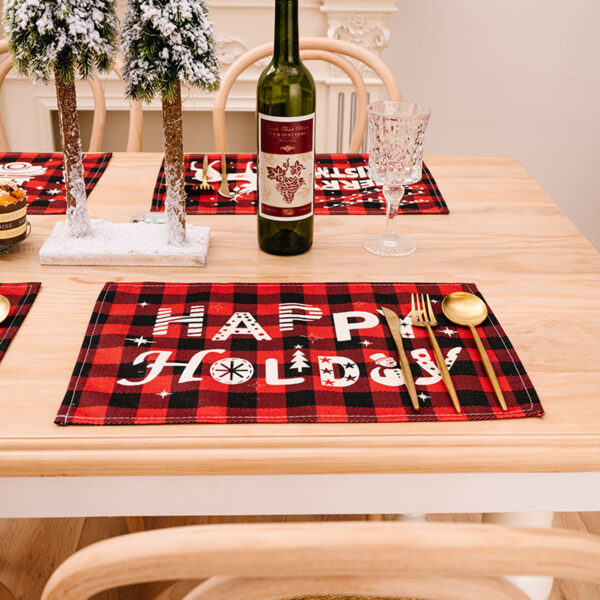 Wholesale Christmas New Santa Claus Fabric Knife and Fork Set Christmas Table Decoration Red and Black Plaid Printing Mat