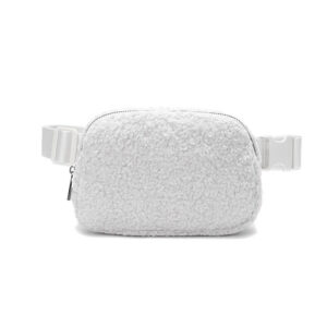 White / Conventional plastic buckle