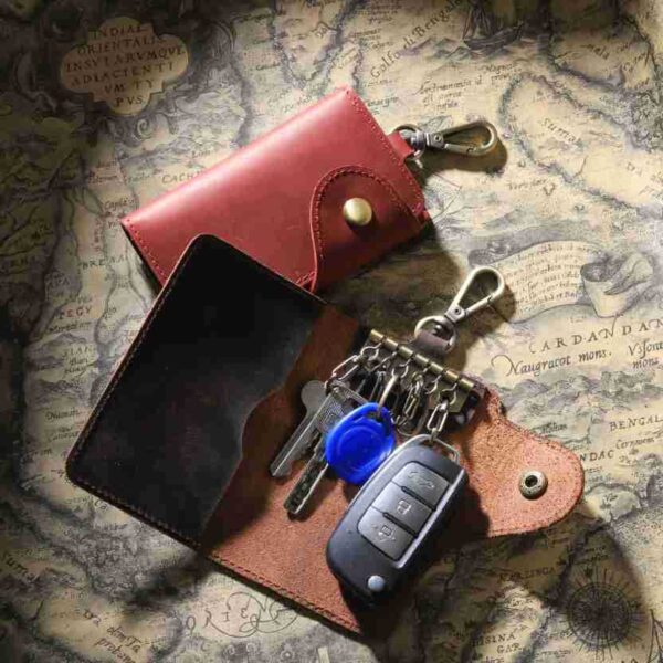 Wholesale Genuine Leather Creative Retro Multifunctional Keychain