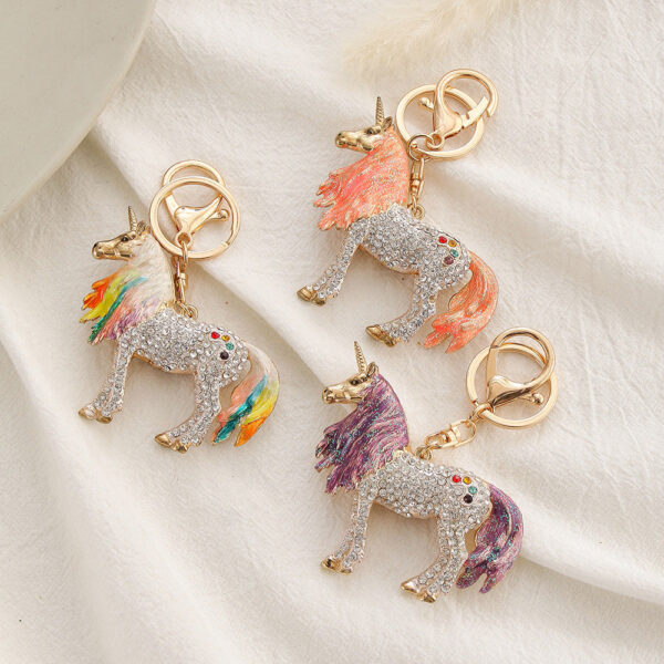 Wholesale Mixed Color Unicorn Inlaid Diamond Alloy Keychain