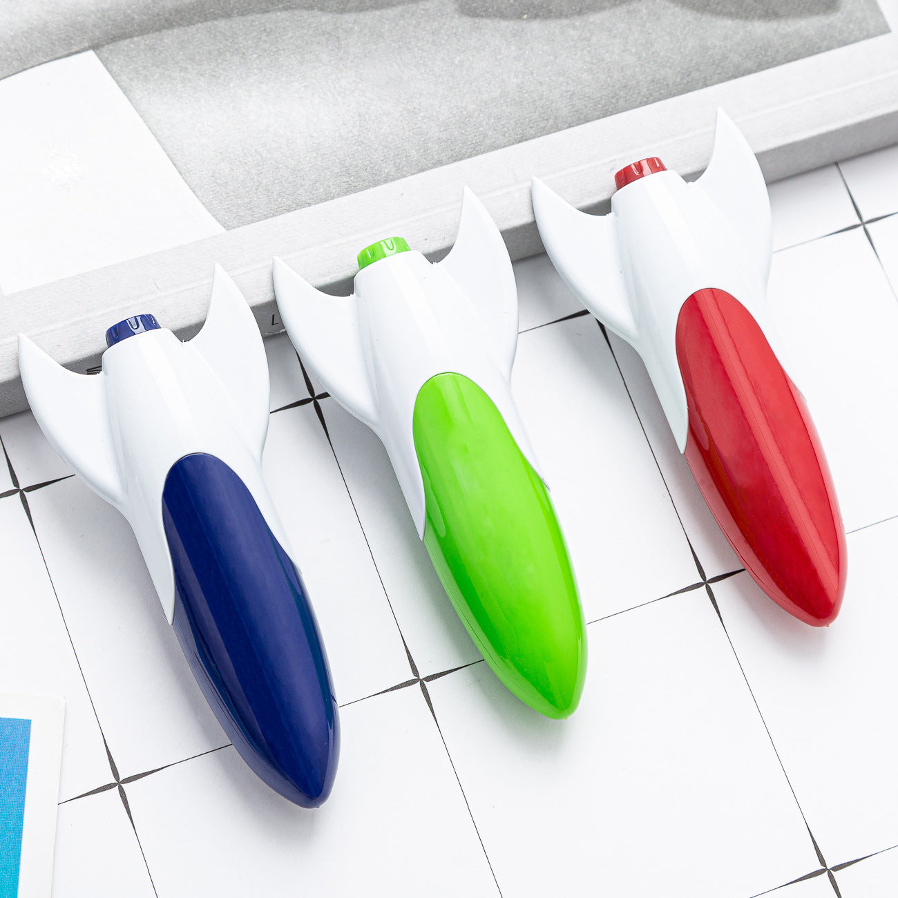 Wholesale Rocket Shaped Plastic Ballint Pens