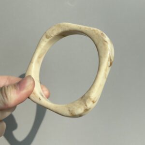 Square Ivory (Narrow)