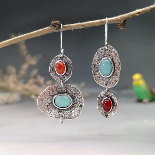 O1CN01olhXMc294vJhrVf7z_3175378015-0-cib Wholesale Bohemian Mint Chalcedony Metal Earrings