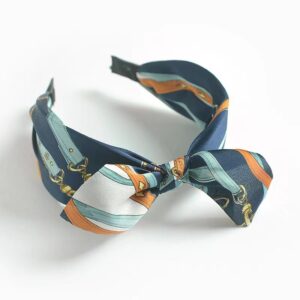 Navy blue chain bow
