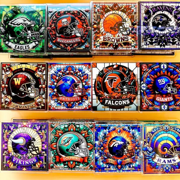 Wholesale 10cm Popular Creative Cartoon DIY Acrylic Pen Holder OLY Exclusive