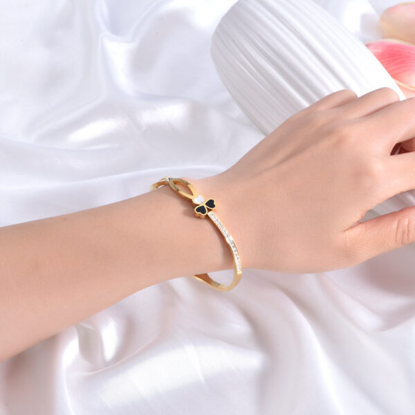 Wholesale Open Bracelet Sparkling Square Diamond Jewelry Love Stainless Steel Gold-plated Bracelet