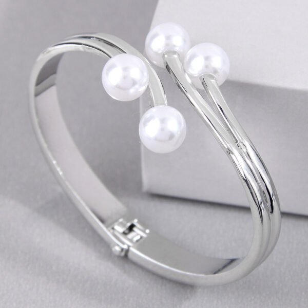Wholesale Simple High Quality Pearl Alloy Bracelet