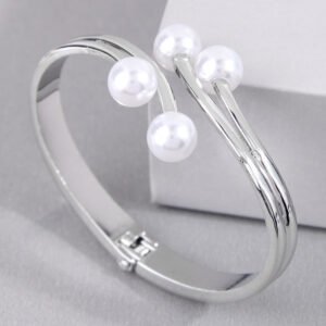 O1CN01p0cqla24CBVeMRdfc__2149317354-0-cib Wholesale Simple High Quality Pearl Alloy Bracelet