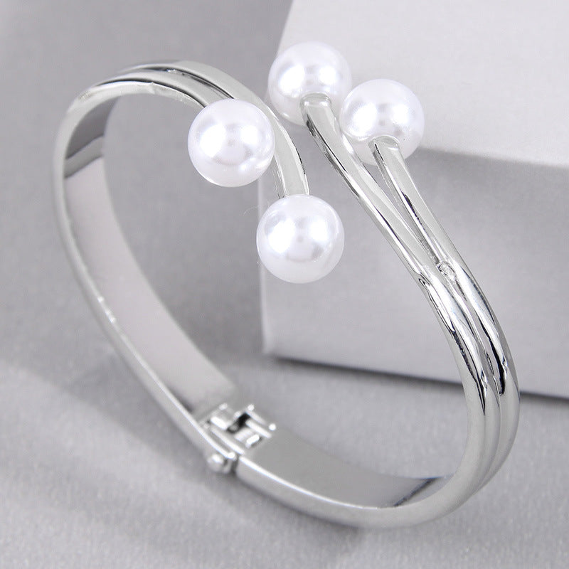 Wholesale Simple High Quality Pearl Alloy Bracelet