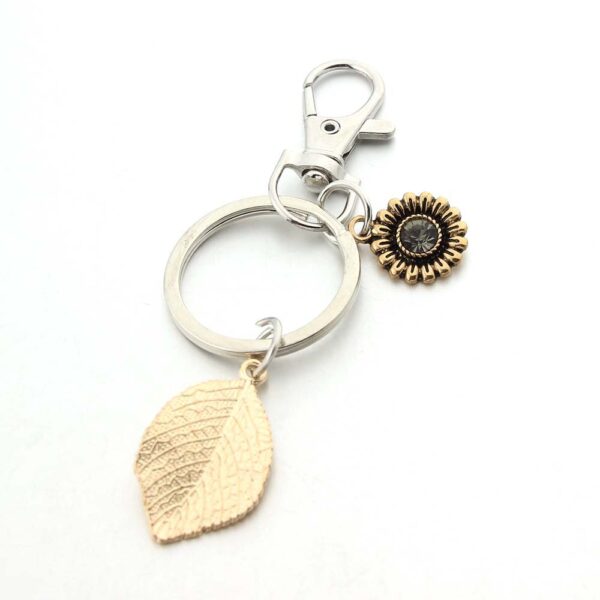 Wholesale New Creative Sunflower Leaf Keychain