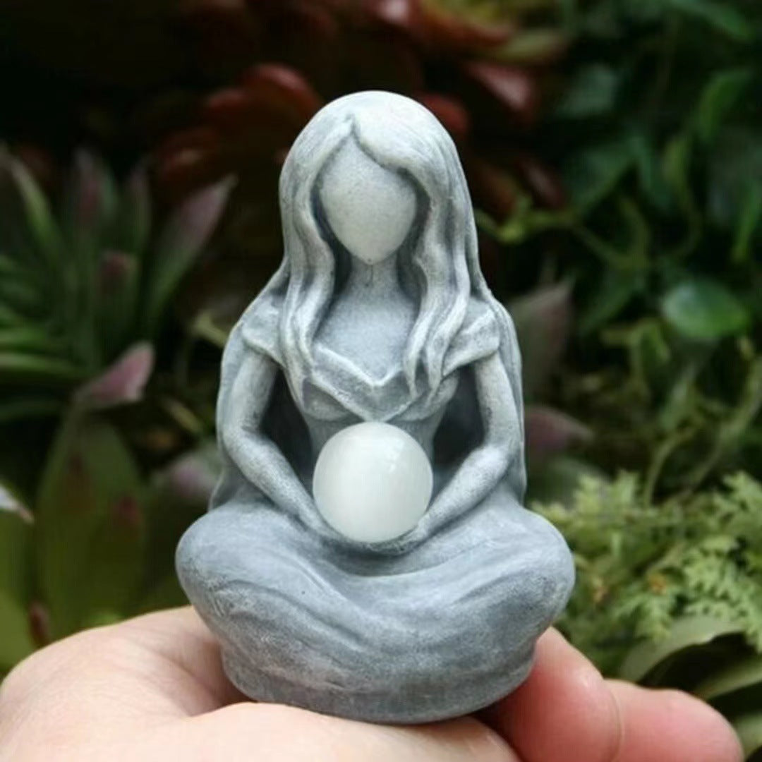 Wholesale Resin Statue Moon Goddess Mother Earth Ornament