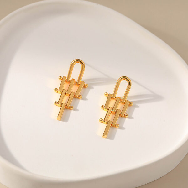 Wholesale Brass Plated 18K Real Gold Irregular Long Earrings