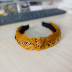 [Letter style] Yellow