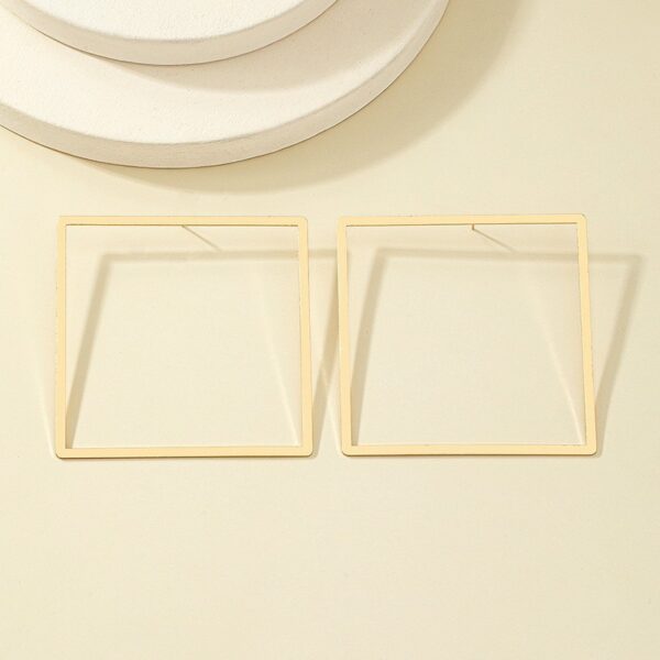 Wholesale Metal Oversized Rectangular Frame Alloy Earrings