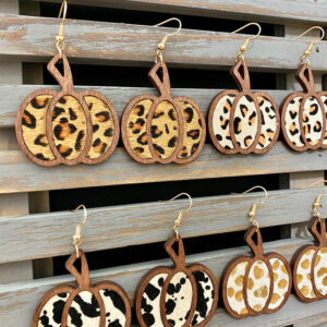 O1CN01q1mENv1zp32k8iMmT__2215459036762-0-cib-1 Wholesale Halloween Pumpkin Leopard Pattern Hollowed Out Leather Earrings