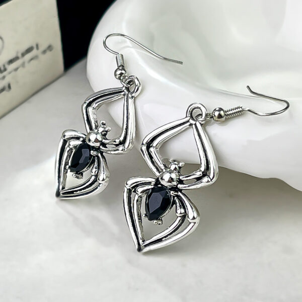 Wholesale Retro Halloween Exaggerated Hollow Spider Earrings