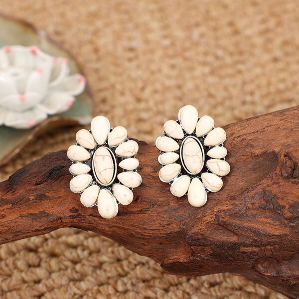 Wholesale Turquoise Flower Alloy Earrings