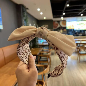 FK-B199 creamy-white