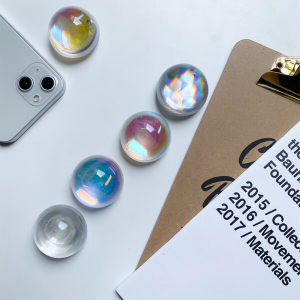 Wholesale Plastic Crystal Ball Laser Airbag Mobile Phone Holder