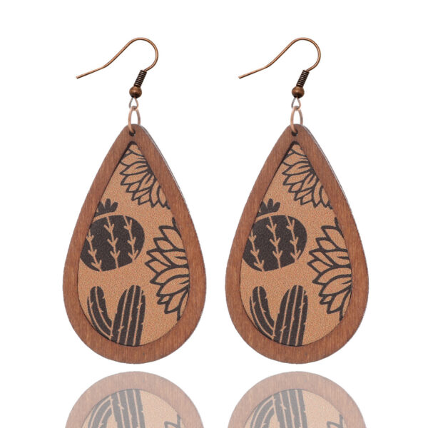 O1CN01r8iDRe1ftMTyRedcN_3172764064-0-cib Wholesale Western Style Cow Head Retro Aztec Pattern Cow Pattern Leather Wood Chip Earrings