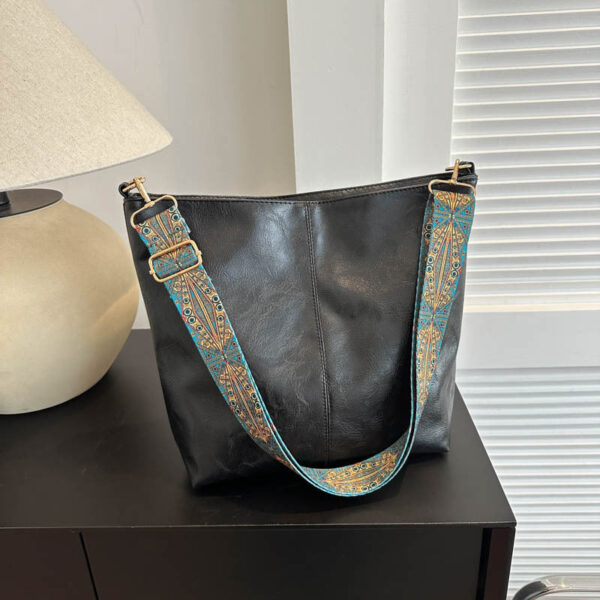 Wholesale Soft Leather Large Capacity Wide Shoulder Strap Bag, Single Shoulder Crossbody Bag