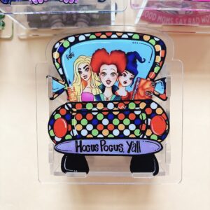 B131-witch pen holder