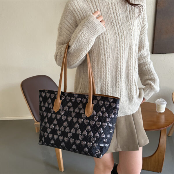 O1CN01rjhFqo1YlOIVpTi1q_3953403099-0-cib Wholesale Love Leather Large Capacity Tote Bag Handbag