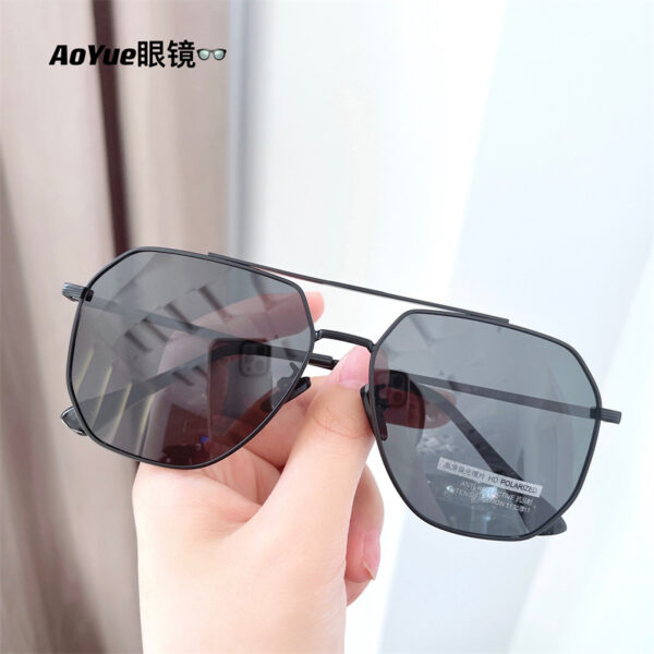 O1CN01rnno1y1wBFe3C4bVh_2207701756269-0-cib Wholesale Metal Double Beam UV Resistant PC Sunglasses