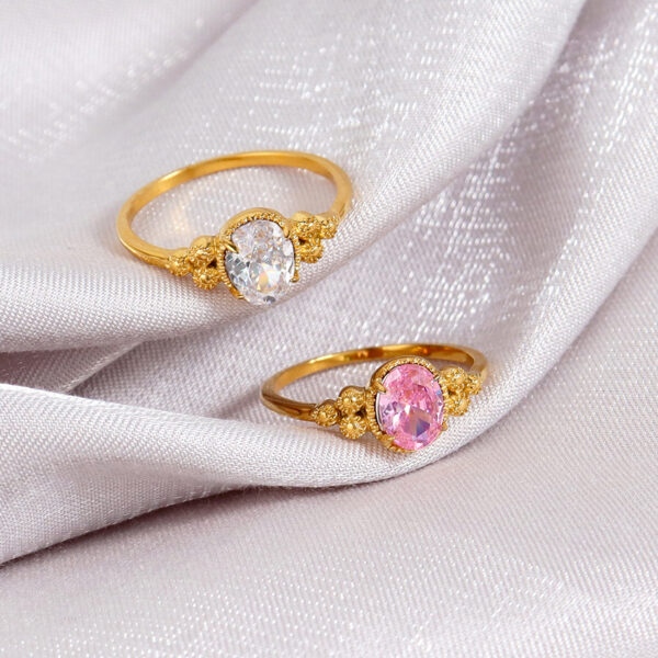 Wholesale 18K Gold Plated Stainless Steel Ring with Crystal Halo Stone