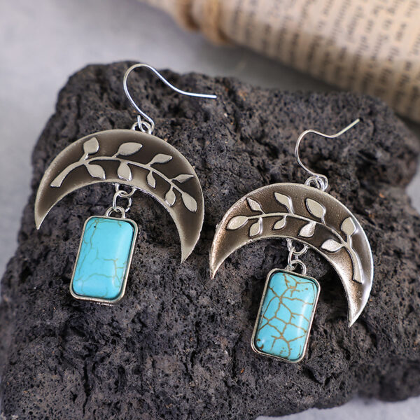 O1CN01rol3JK1qyMWQhFZIU_2206372095564-0-cib Wholesale National Style Vintage Green Chalcedony Alloy Earrings