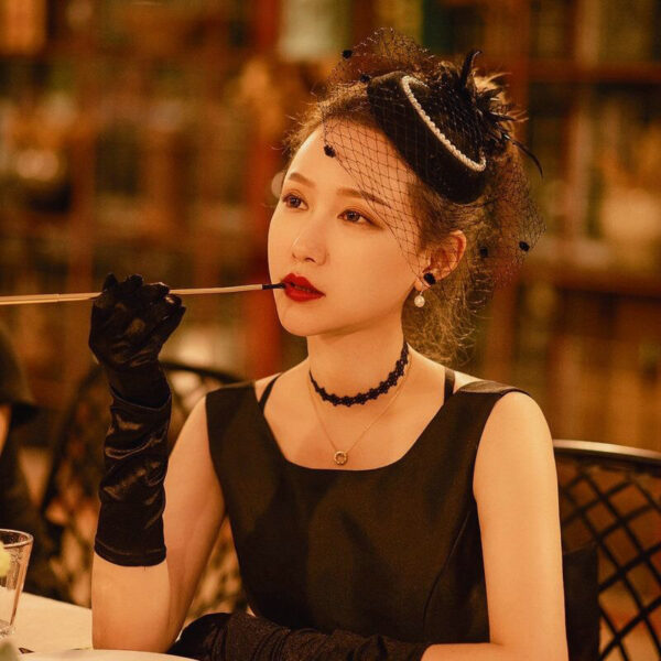 O1CN01s4URHD2G7OhUKhTfF_2214862308968-0-cib Wholesale Vintage Veil Feathers Hair Clips