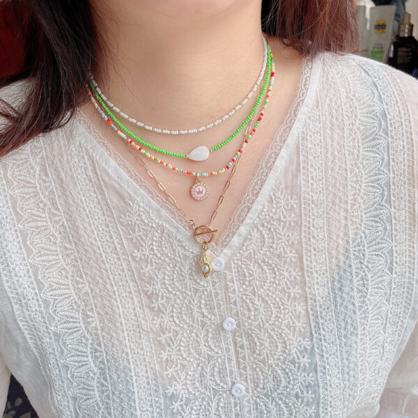 Wholesale Glass Colorful Hand Beaded Crown Pendant Pearl Necklace