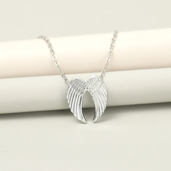 Wholesale Angel Wings Alloy Necklaces