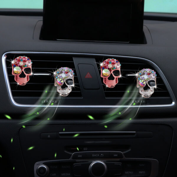 O1CN01saLqsF1aa3jfIVINs_2950503345-0-cib Wholesale Colored Diamond Retro Skull Car Perfume For Car