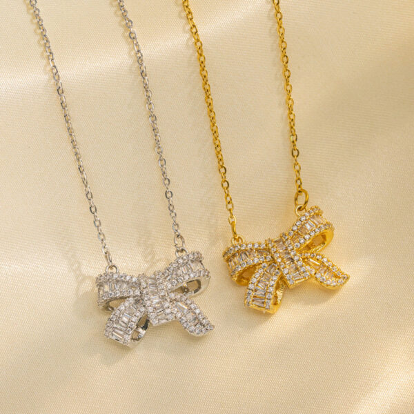 Wholesale Bow Titanium Steel Crystal Light Luxury Niche Cold Wind Clavicle Chain