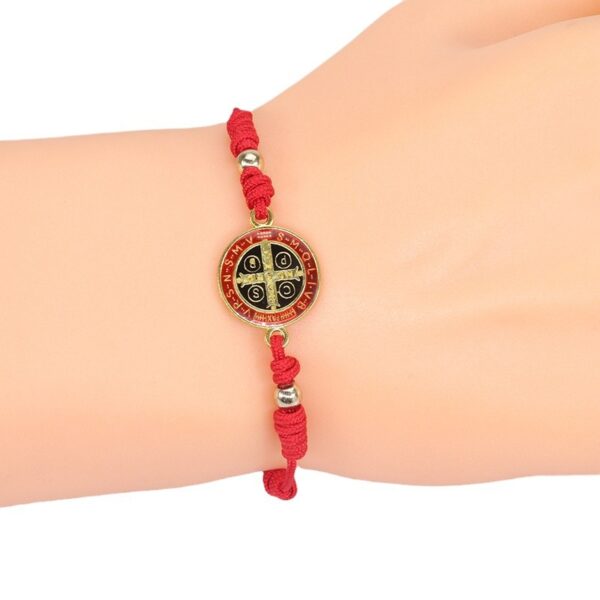 O1CN01saSSfA26393gUYlxN_2203446167605-0-cib Wholesale St. Benedict Red Thread Hand Made Bracelet