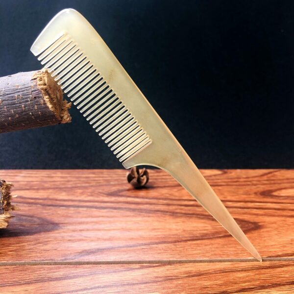 Wholesale Natural Cow Horn Comb Girl Braided Sheep Horn Comb
