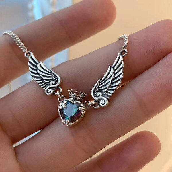O1CN01suQisk1qr2Bd2wMsw__2206574885548-0-cib Wholesale Vintage Love Crown Wings Necklace