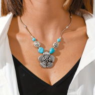 Alloy flower-turquoise necklace