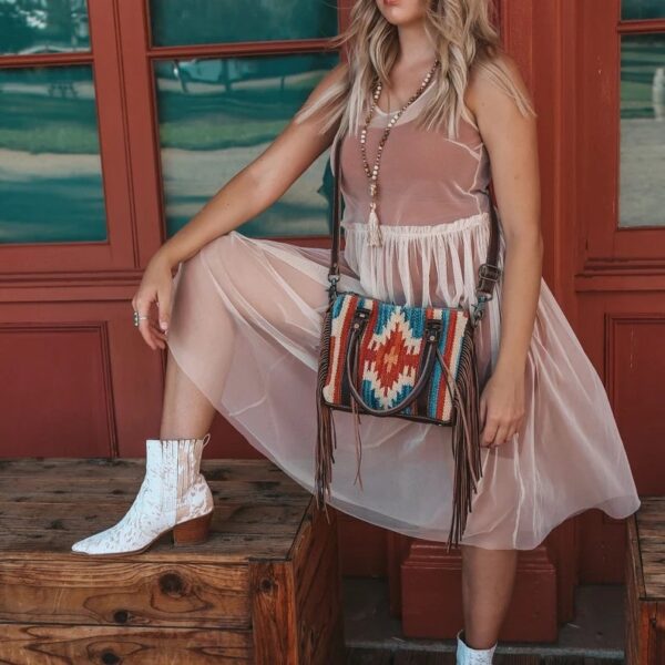 O1CN01tB6LsL1bYyQspMKpW_2209154643478-0-cib Wholesale Cotton Linen Aztec Pattern Hand Woven Tassel Handheld Messenger Bag