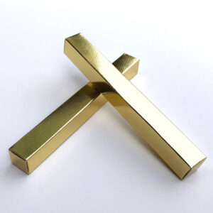 Gold Card Embossed / 16x16x145mm