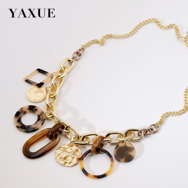 Wholesale Resin Geometric Necklaces