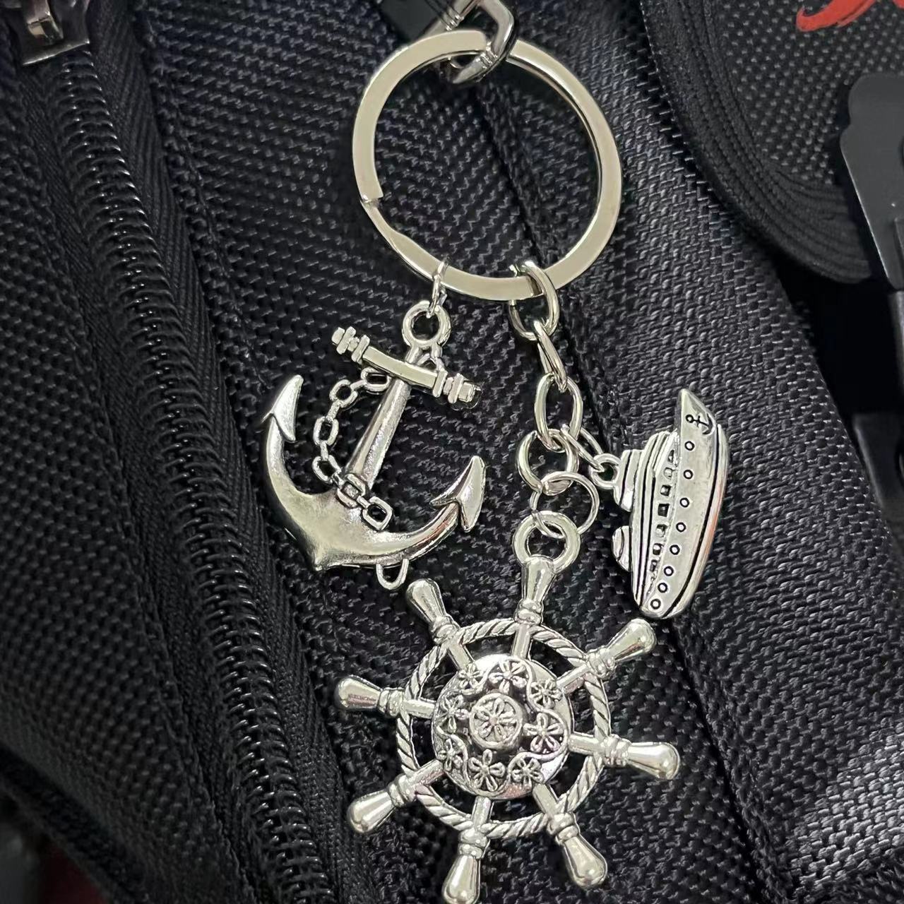Wholesale Ship Rudder Anchor Brave Keychain