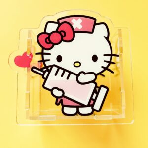 B306-nurses hello kitty pen holder