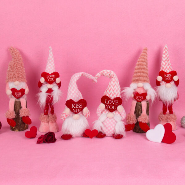 O1CN01tMQQvw1MrY4F1BbOY_954101488-0-cib Wholesale Valentine's Day Fabric Figurine Ornaments